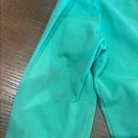 Girls Natalie Grant Size 24 M 2 Piece Fall sm1003
Slight stain on the arm - Picture 3 of 3